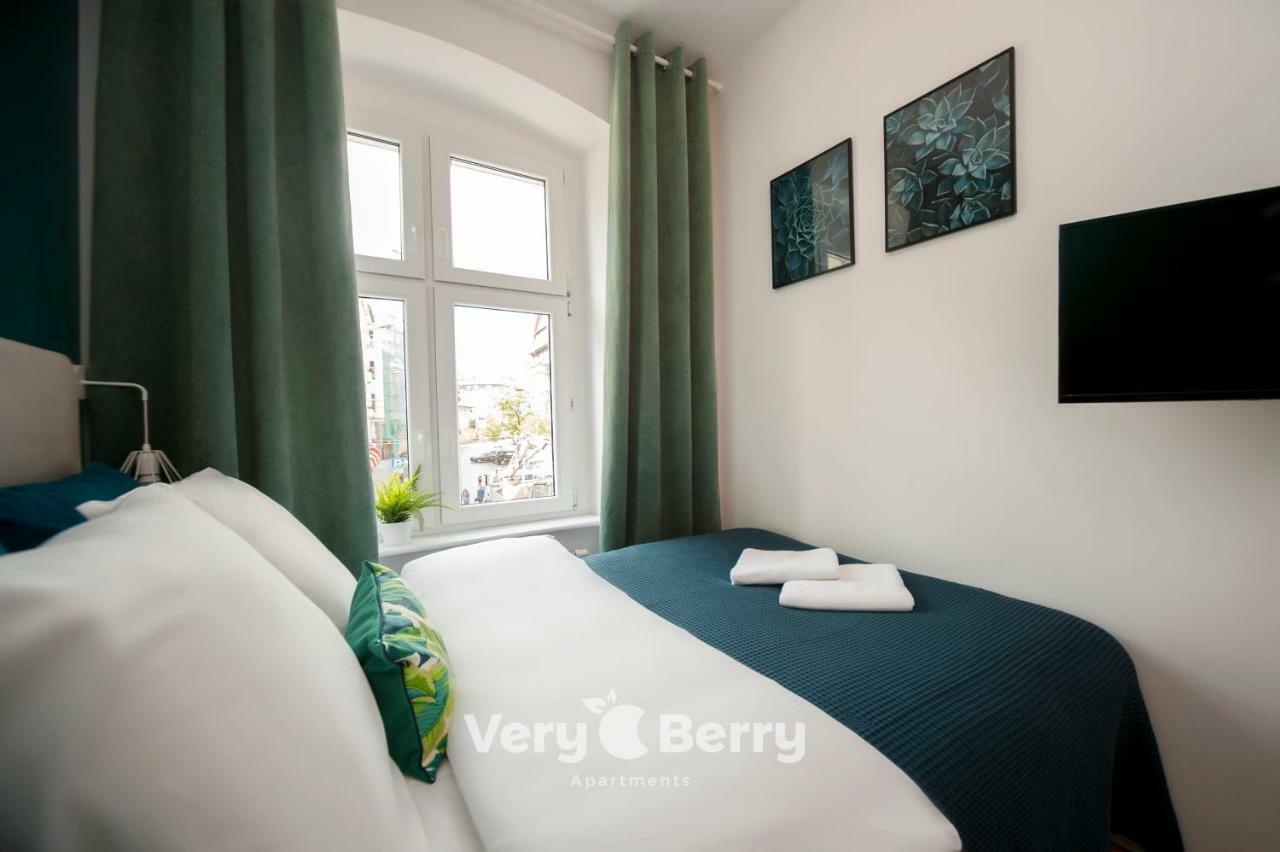 Very Berry - Glogowska 35A - Mtp Apartments - Self Check In 24H Poznań Exteriör bild