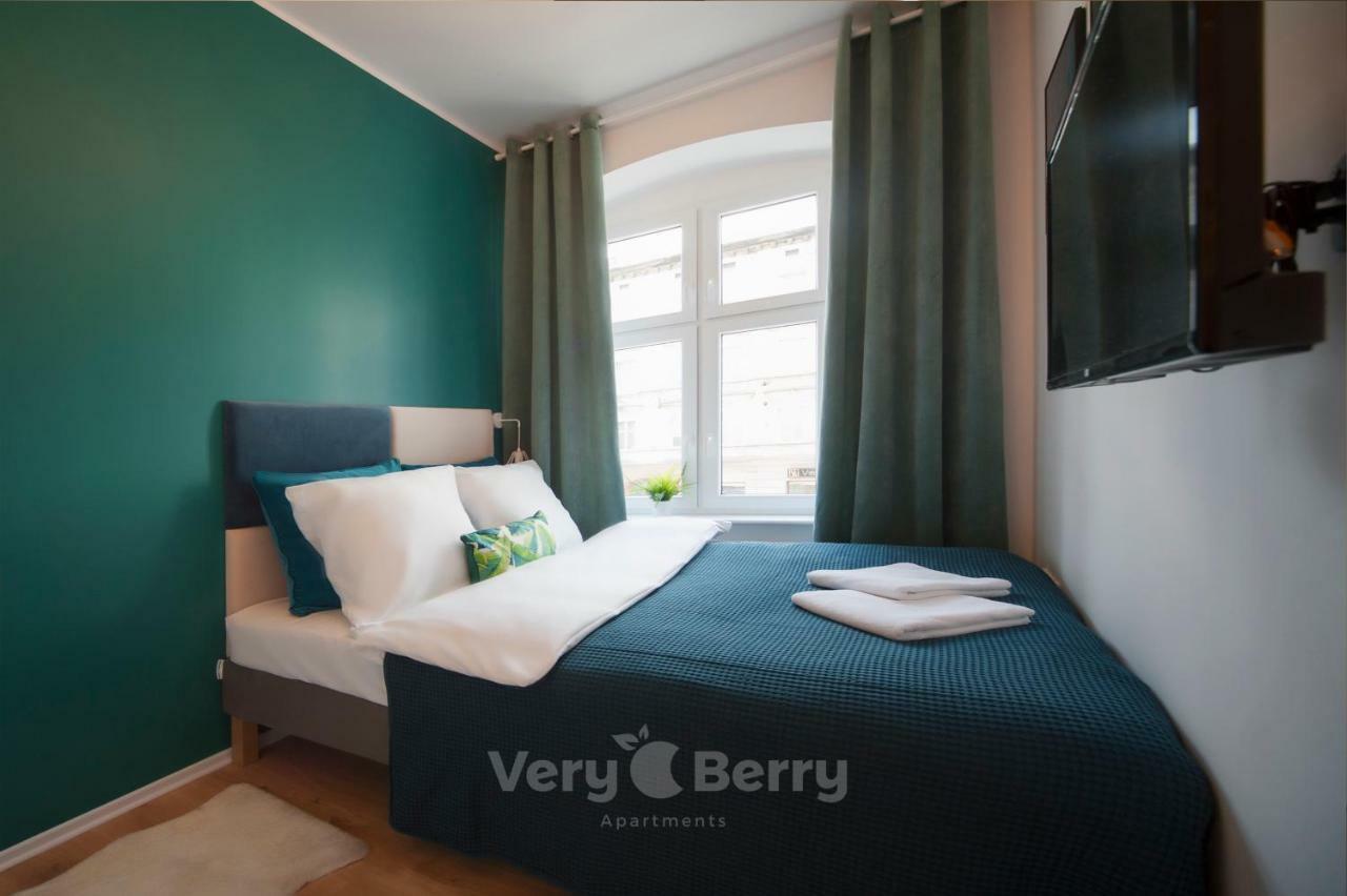 Very Berry - Glogowska 35A - Mtp Apartments - Self Check In 24H Poznań Exteriör bild
