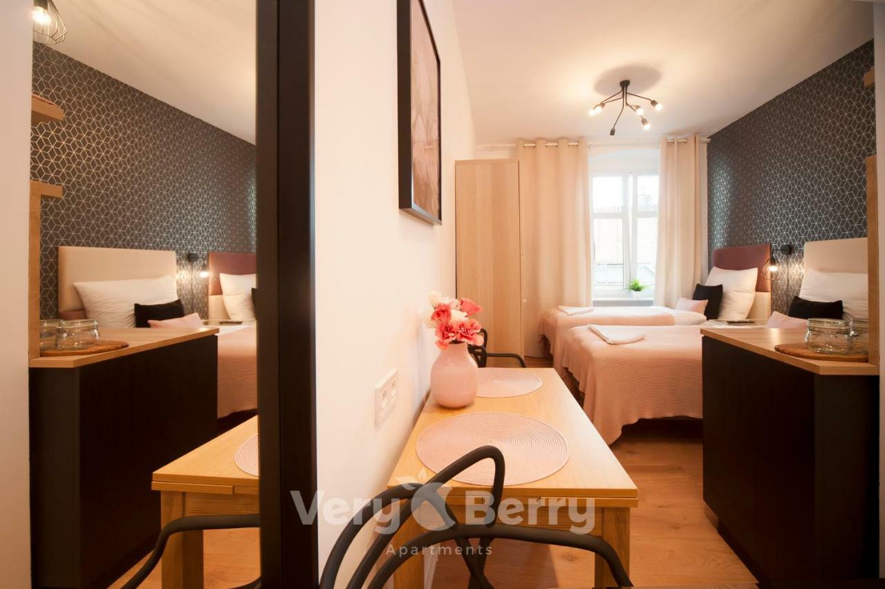 Very Berry - Glogowska 35A - Mtp Apartments - Self Check In 24H Poznań Exteriör bild