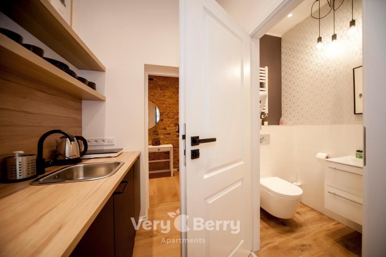 Very Berry - Glogowska 35A - Mtp Apartments - Self Check In 24H Poznań Exteriör bild
